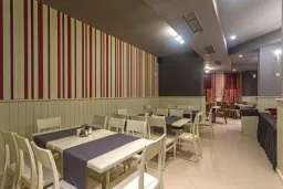 MARIA ANTOANETA RESIDENCE Restaurants
