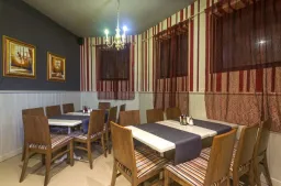 MARIA ANTOANETA RESIDENCE Restaurants