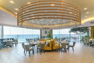 MARINA HOTEL Restaurants