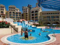 MARINA ROYAL PALACE Pools & Beach