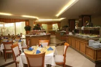 MARINA ROYAL PALACE Restaurants