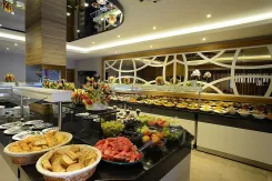 MARIS BEACH HOTEL Restaurants