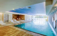 MARITIM AMELIA HOTEL Pools & Beach
