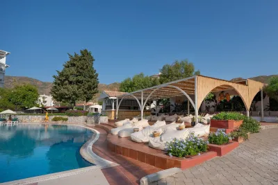 MARTI LA PERLA HOTEL ADULT ONLY 16+ Bars