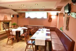 MARTIN CLUB HOTEL Restaurants