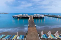 MARY HOTEL ALANYA (ex. Sirius Deluxe Hotel) Pools & Beach