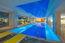 MARY HOTEL ALANYA (ex. Sirius Deluxe Hotel) Pools & Beach