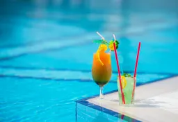 MARY HOTEL ALANYA (ex. Sirius Deluxe Hotel) Pools & Beach