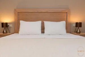 MARYS LUXURY STUDIOS Rooms