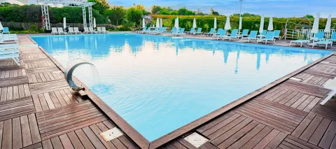 MASTER FAMILY CLUB Pools & Beach