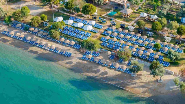 MAXERIA BLUE DIDYMA Pools & Beach