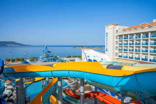 MAXERIA BLUE DIDYMA Pools & Beach