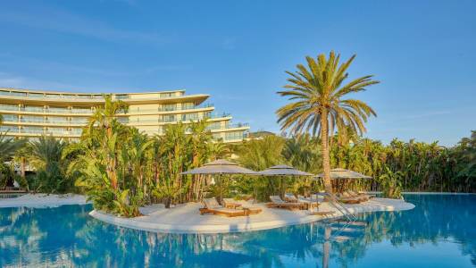 MAXX ROYAL BELEK GOLF RESORT Pools & Beach