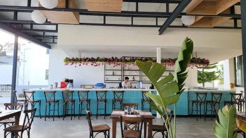 MAYA WORLD PARK Bars