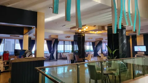 MAYA WORLD PARK Bars