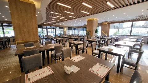 MAYA WORLD PARK Restaurants