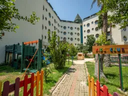 MC BEACH PARK RESORT HOTEL Mini Club