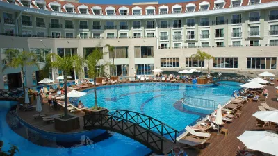 MEDER RESORT Pools & Beach