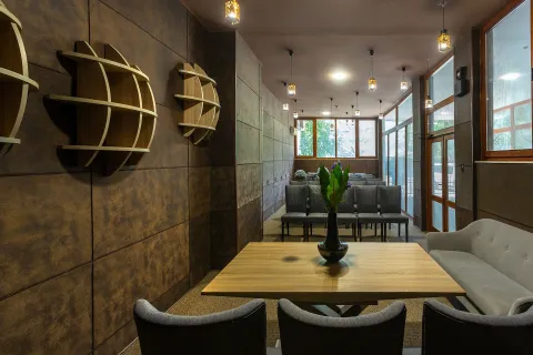 MERCURY HOTEL Bars