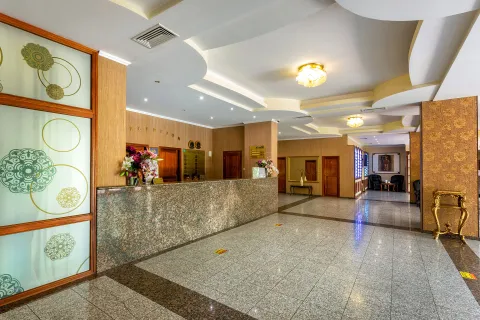 MERCURY HOTEL Lobby