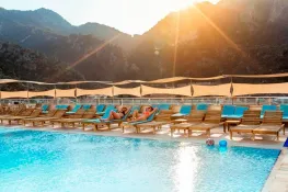 MERIC HOTEL TURUNC Pools & Beach