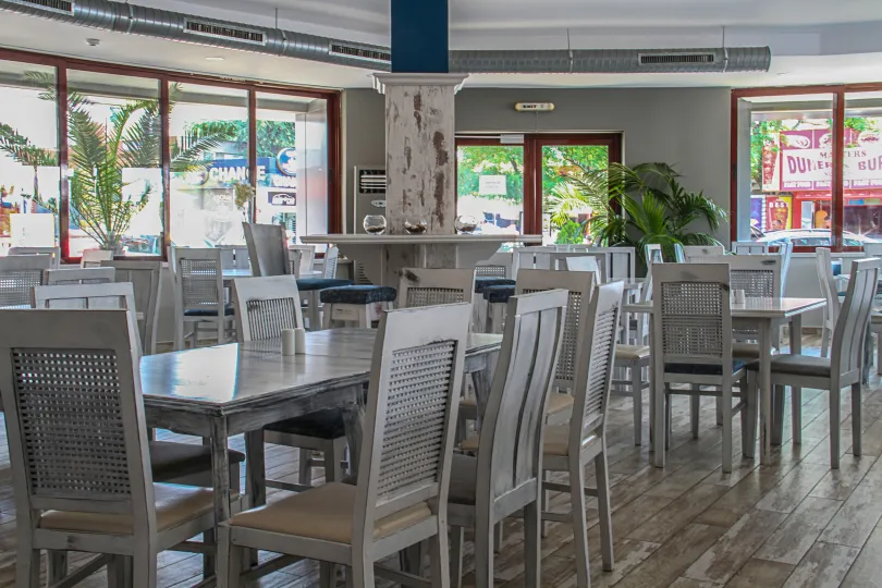 MERIDIAN HOTEL Restaurants