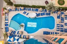 MERIDIAN HOTEL Pools & Beach