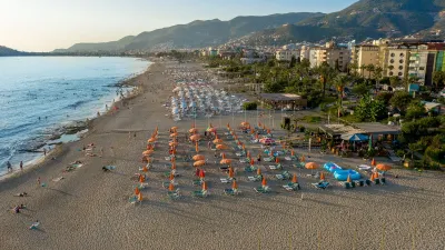 MESUT HOTEL Pools & Beach