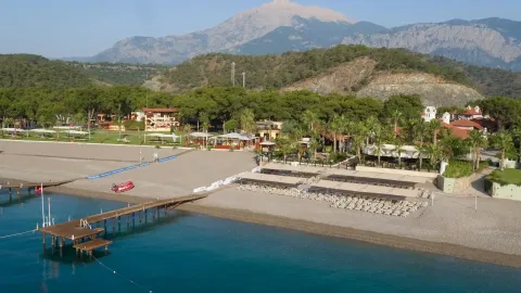 MG CLUB AKMAN BEACH HOTEL Pools & Beach