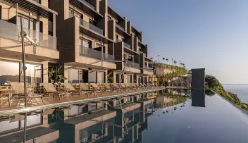 MGALLERY THE BODRUM HOTEL YALIKAVAK Pools & Beach