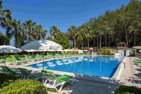 MIAROSA INCEKUM BEACH Pools & Beach