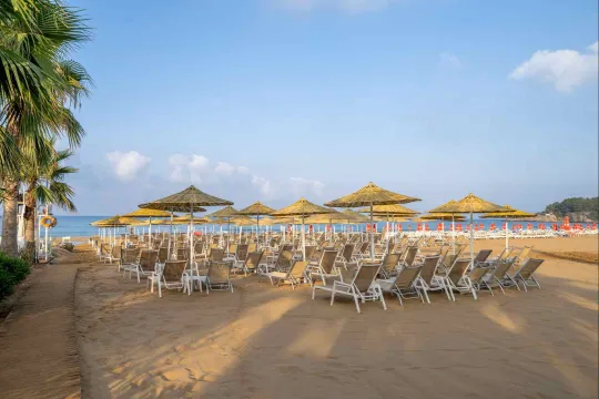 MIAROSA INCEKUM BEACH Pools & Beach
