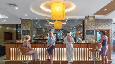 MICHELL HOTEL ADULT ONLY 16+ Bars