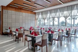 MICHELL HOTEL ADULT ONLY 16+ Restaurants