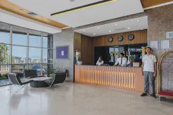 MICHELL HOTEL ADULT ONLY 16+ Lobby