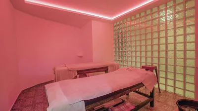 MIRA MERIDIA BEACH HOTEL Spa