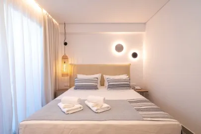 MIRABLUE LUXURY RESIDENCES Rooms