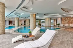 MIRAGGIO THERMAL SPA RESORT Pools & Beach