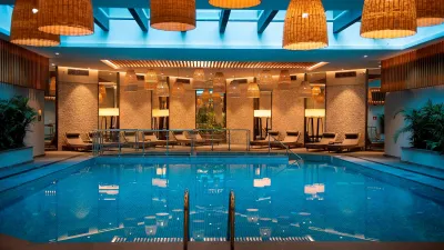 MIRAMARE BEACH HOTEL Pools & Beach