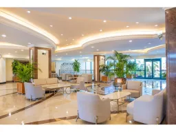 MIRAMARE QUEEN HOTEL Lobby