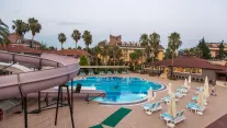 MIRAMOR GARDEN HOTEL Pools & Beach