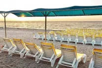 MIRAMOR GARDEN HOTEL Pools & Beach