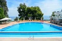 MITSIS ALEXANDER THE GREAT BEACH HOTEL KRIOPIGI Pools & Beach