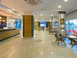 MONART CITY Lobby