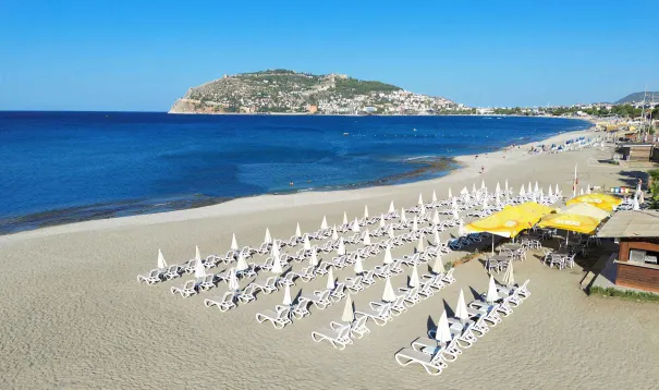 MONART CITY Pools & Beach