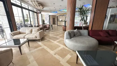 MONTE CARLO HOTEL Lobby