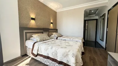 MONTE CARLO HOTEL Rooms