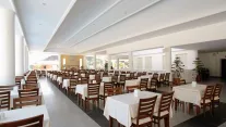 MONTEBELLO RESORT HOTEL Restaurants