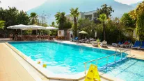 MORE HOTEL Pools & Beach