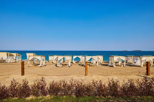 MOVENPICK HOTELS - RESORTS TEKIROVA Pools & Beach